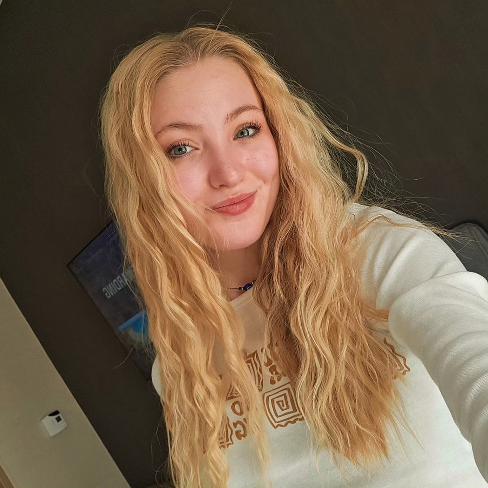Meet your Posher, Madeleine